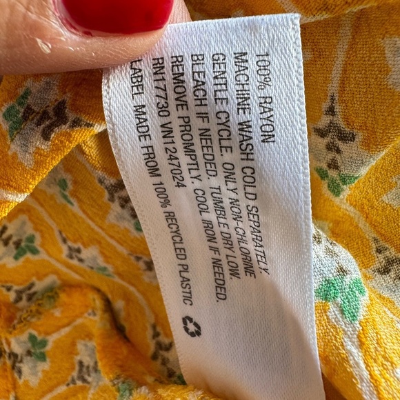 RHODE x Target Dainty Lotus Print Midi Skirt Size Large - Picture 4 of 8